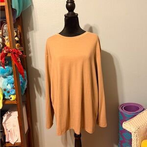 Women's Long-Sleeve Crewneck Top in Camel